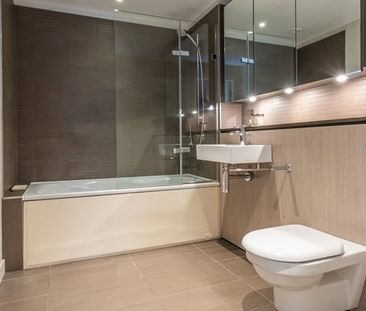 THREE BEDROOM APARTMENT WATER VIEWS TO LET MERCHANT SQUARE PADDINGT... - Photo 2