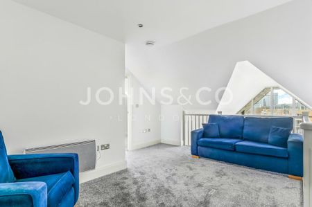 3 bedroom flat to rent - Photo 4