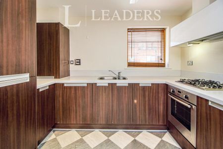 2 bedroom flat to rent - Photo 4