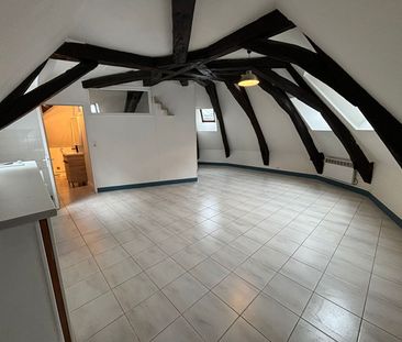 Location Appartement 2 pièces 26m² - Photo 2