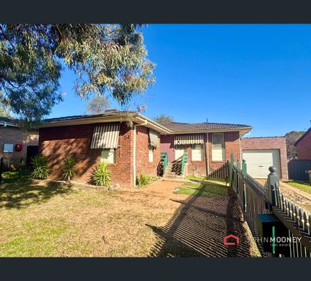 158 Ashmont Avenue, Ashmont, NSW 2650 - Photo 1