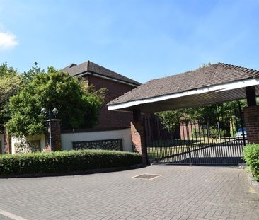 2 bedroom apartment - Photo 2