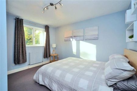 Dunnymans Road, Banstead, SM7 2AN - Photo 5