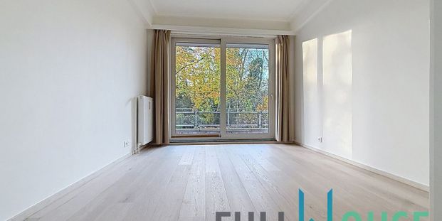 Appartement te huur in Ukkel voor € 2.050 met 3 slaapkamers - Photo 1