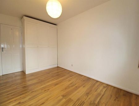 1 Bedroom Apartment To Let - Photo 2