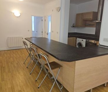 Cambridge Road, Ellesmere Port - Photo 6