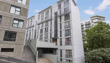 Central Auckland 2BR Furnished Gem - Photo 4