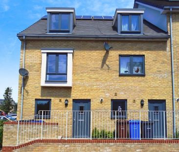 Draper Close, West Thurrock, RM20 - Photo 2