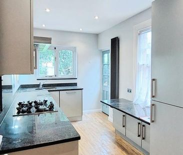 3 bedroom terraced house to rent - Photo 5