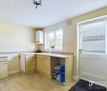 2 Bedroom Semi-Detached House - Photo 5