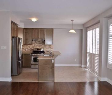 For Lease - 43 Merrickville Way, Brampton, Ontario - Photo 5