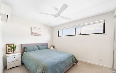 Townhouse Living In A Private Complex - Photo 4