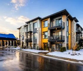 1 room apartment of 107m² in Gatineau - Photo 1