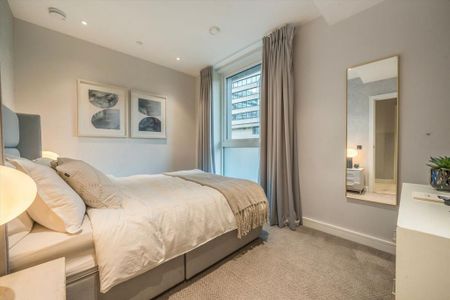 3 bedroom flat to rent - Photo 4