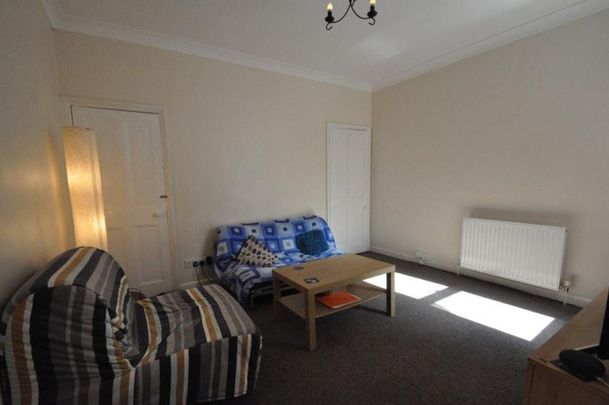 3 Bed Terraced House, Highgrove Street, RG1 - Photo 1