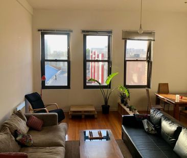 Collingwood - Photo 1