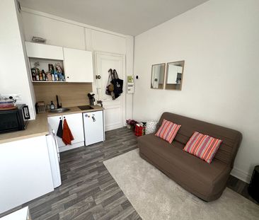 A LOUER Studio meublé situé Rue Caumartin à Lille réf G682-2 - Photo 2