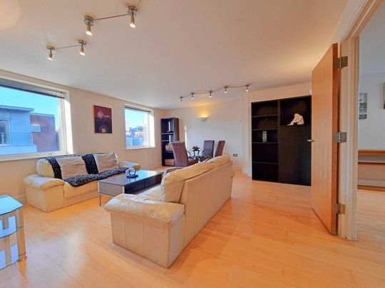 3 bedroom apartment to rent - Photo 1
