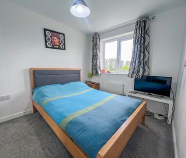 3 bedroom semi-detached house to rent - Photo 3