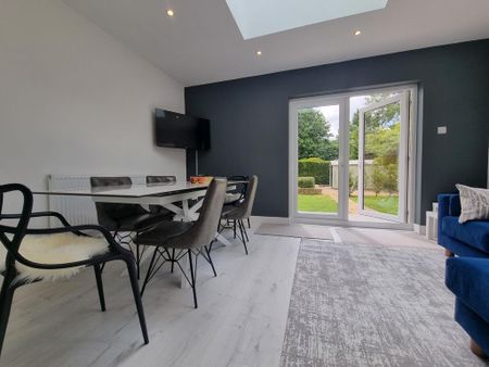 5 bedroom semi-detached house to rent - Photo 2