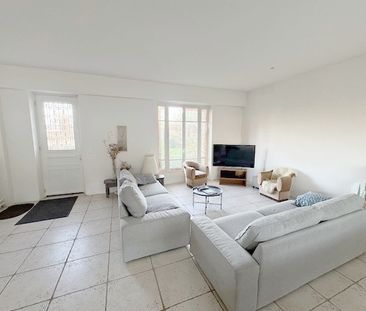 Location Maison 8 pièces 205m² ORGEVAL 78630 - Photo 2