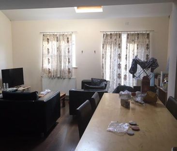 6 bedroom terraced house to rent - Photo 1