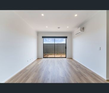 46 Kingia Street, Cobblebank, Vic 3338 - Photo 1