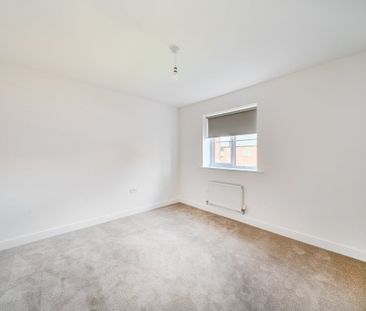 Old Manor End - Photo 3