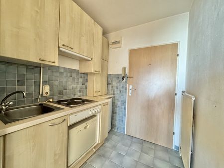 UNBEFRISTETE 1 ZIMMER + BALKON NAHE MEIDLINGER MARKT UND U6 - Photo 3