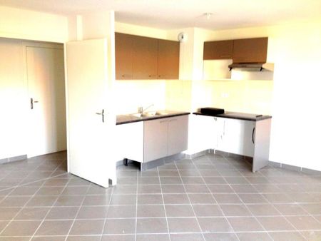 APPARTEMENT T4 81M - Photo 3