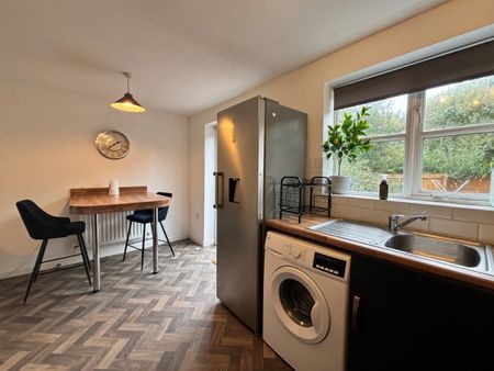 Cludd Avenue, Newark, Nottinghamshire, NG24 - Photo 5