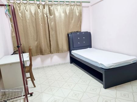 Blk 104 Tampines Street 11 (Tampines), HDB 3 Rooms - For Rent - Photo 2