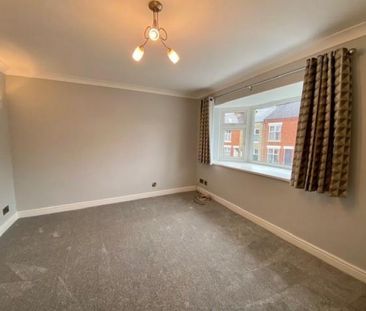 2 BED Flat To rent - Photo 5