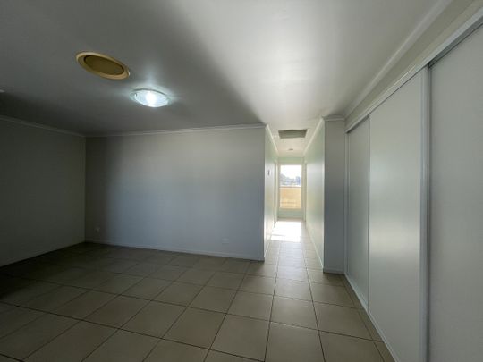 3 bedroom unit in the CBD - Photo 1