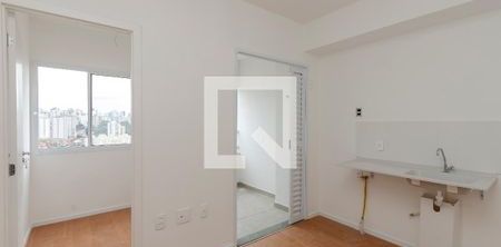 Studio para alugar com 28m², 1 quarto e sem vaga - Foto 2