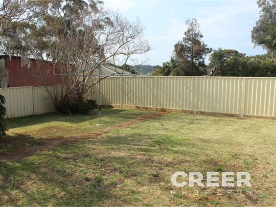 15 Brooks Street, Arcadia Vale - Photo 1