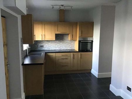 Doddington, Nantwich, CW5 - Photo 3