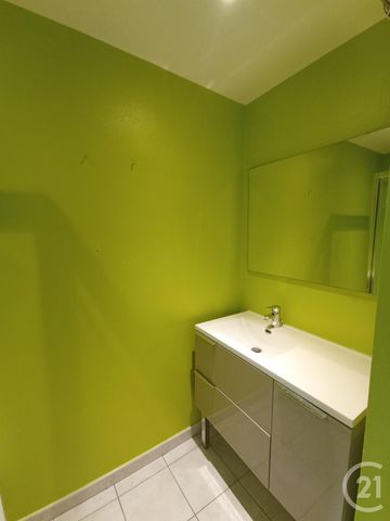 Location Appartement 2 pièces 55m² GRAULHET 81300 - Photo 4