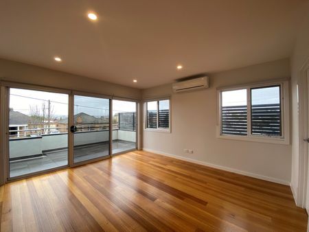 1/109 Wood Street, Preston VIC 3072 - Photo 4