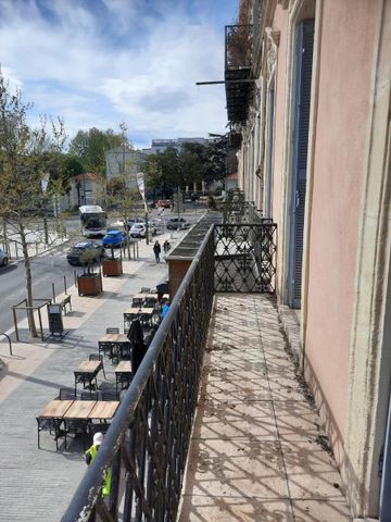 Location Appartement 3 pièces 121m² DRAGUIGNAN 83300 - Photo 5