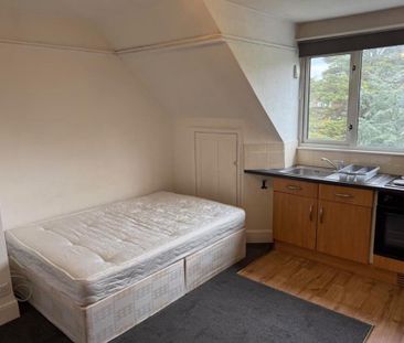 Studio to rent - Photo 3
