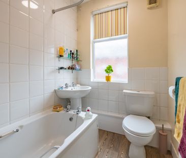 Headingley Avenue, Leeds - Photo 5