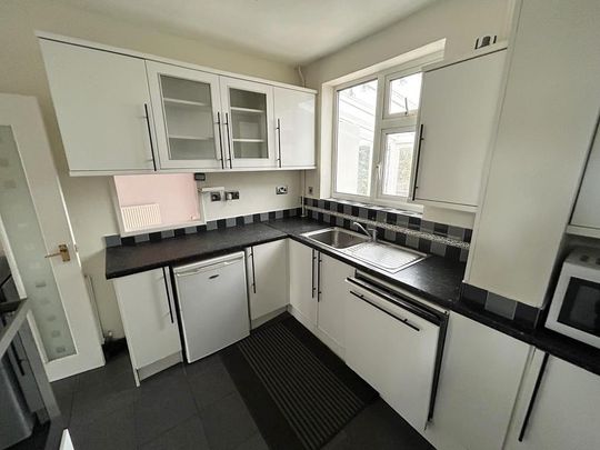 3 bedroom detached house to rent - Photo 1