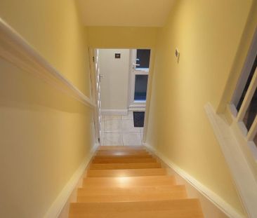 3 bedroom end of terrace house to rent - Photo 3