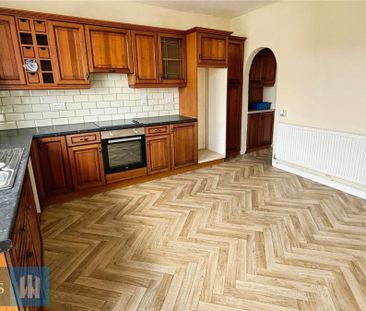 Pontefract Road, Oakwell, Barnsley, S71 - Photo 3