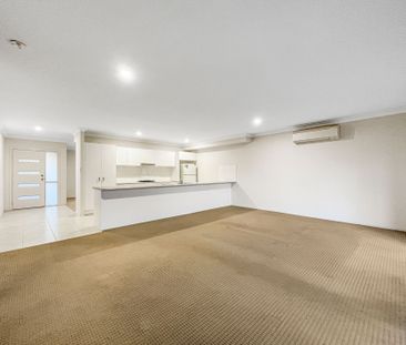 Family Home In The Heart Of Hamlyn Terrace - Photo 1