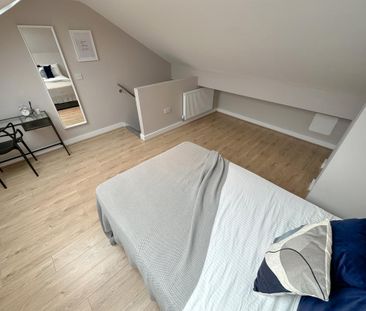 5 bedroom terraced house to rent - Photo 2