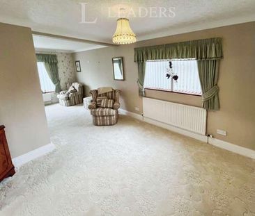 North Parade, Holbeach, PE12 - Photo 6