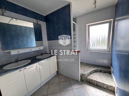 Location Appartement 5 pièces 128m² - Photo 5