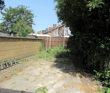 3 bedroom terraced house to rent - Photo 6